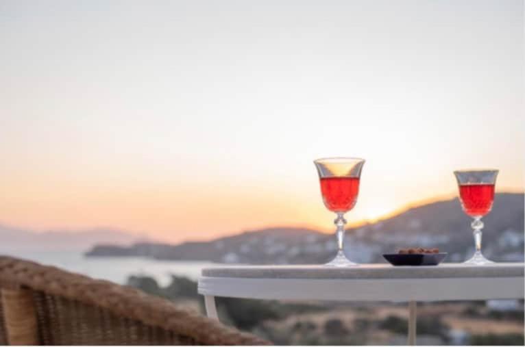 Escape To Your Own Oasis, SeaScape House Mylopotas Buitenkant foto