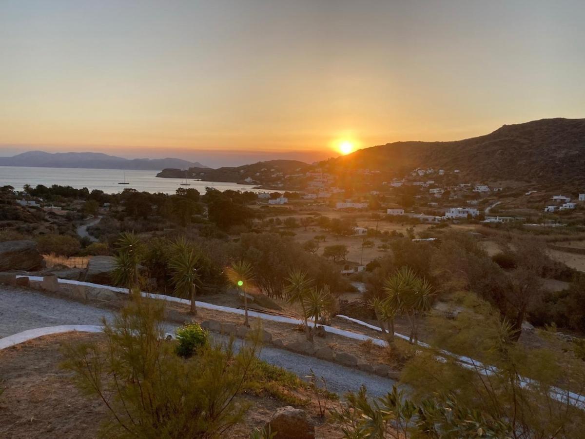 Escape To Your Own Oasis, SeaScape House Mylopotas Buitenkant foto