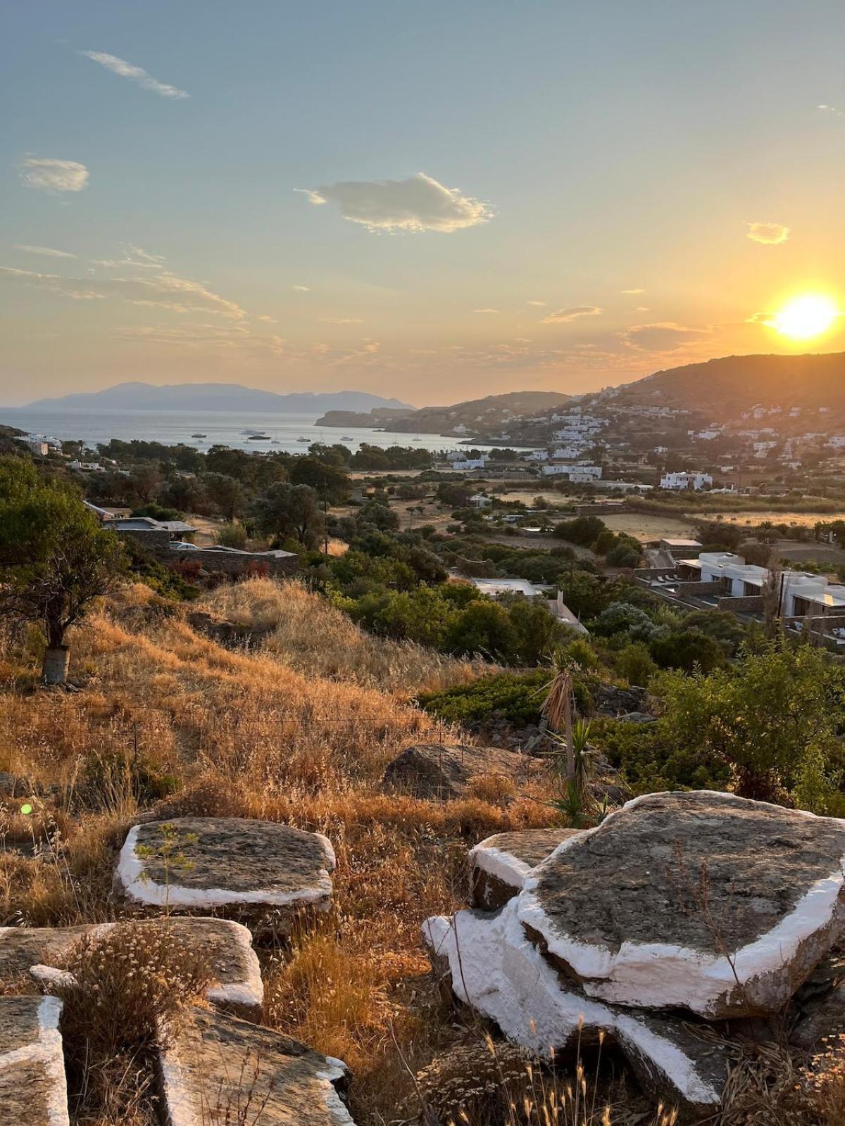Escape To Your Own Oasis, SeaScape House Mylopotas Buitenkant foto