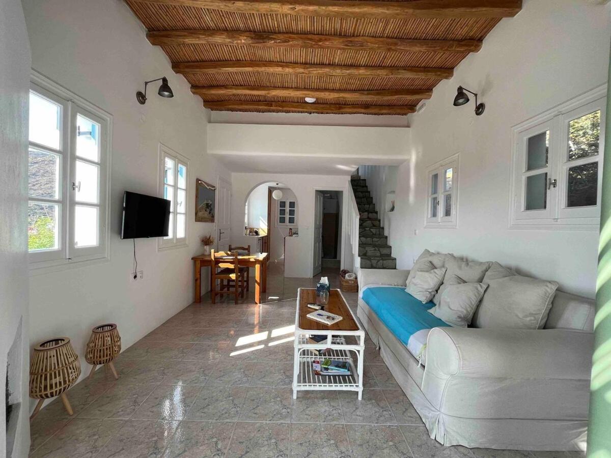 Escape To Your Own Oasis, SeaScape House Mylopotas Buitenkant foto